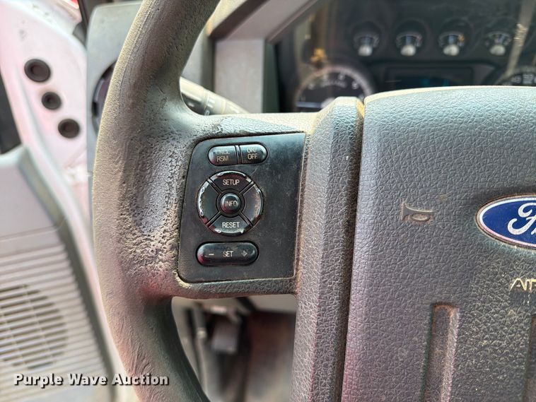 image for item EX4063 2015 Ford F250 Super Duty Ext. Cab utility bed pickup truck