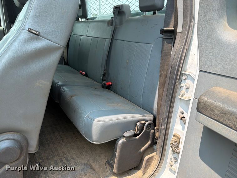 image for item EX4063 2015 Ford F250 Super Duty Ext. Cab utility bed pickup truck