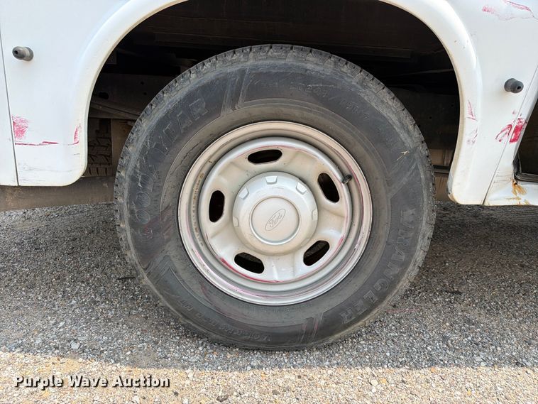 image for item EX4063 2015 Ford F250 Super Duty Ext. Cab utility bed pickup truck