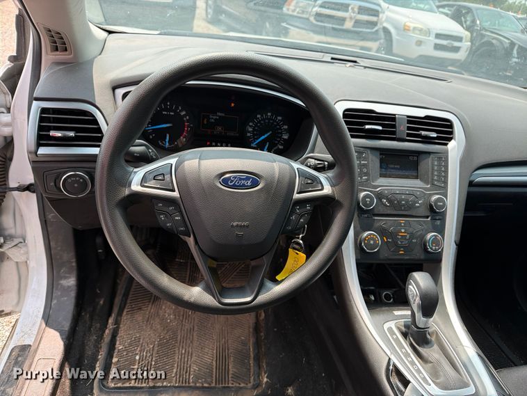 image for item EX4066 2016 Ford Fusion 