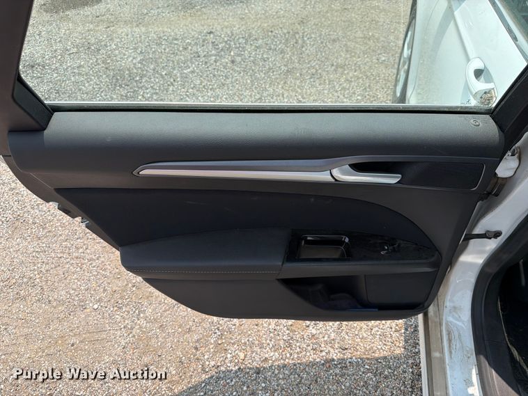 image for item EX4066 2016 Ford Fusion 