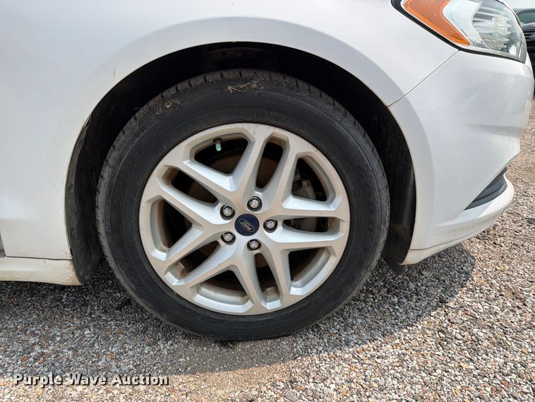 image for item EX4066 2016 Ford Fusion 