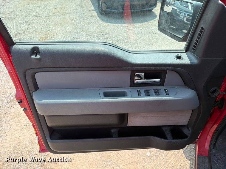 image for item EX4067 2012 Ford F150 Crew Cab pickup truck