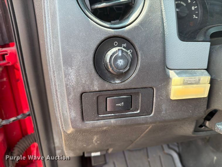 image for item EX4067 2012 Ford F150 Crew Cab pickup truck