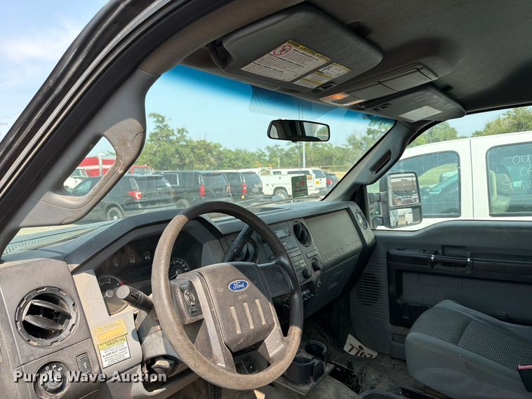 image for item EX4070 2016 Ford F550 Super Duty dump truck