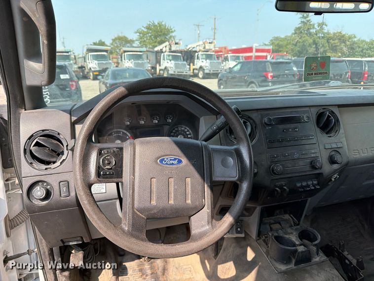 image for item EX4070 2016 Ford F550 Super Duty dump truck