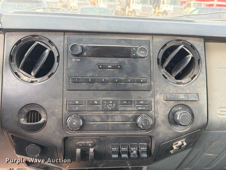 image for item EX4070 2016 Ford F550 Super Duty dump truck
