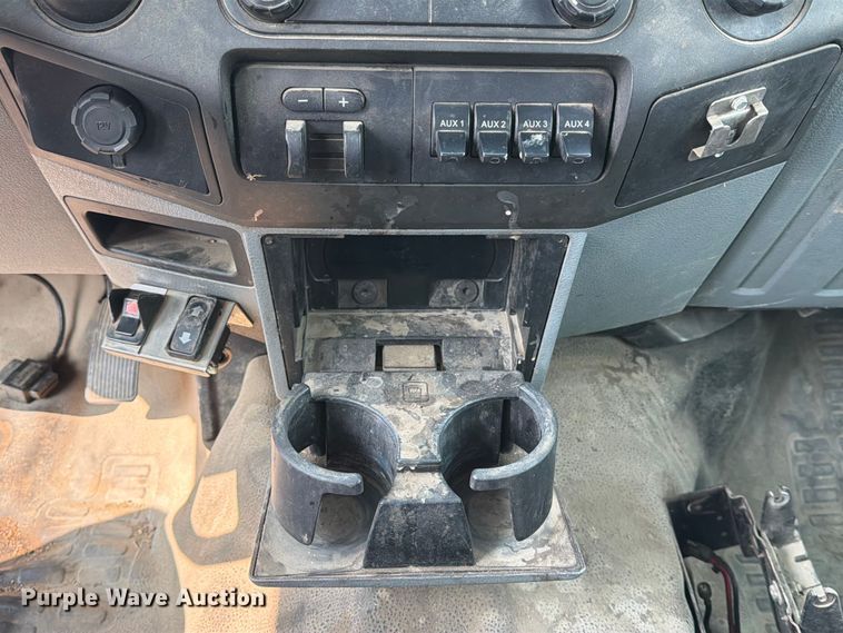 image for item EX4070 2016 Ford F550 Super Duty dump truck