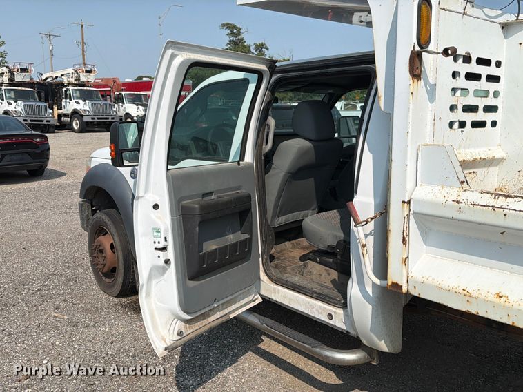 image for item EX4070 2016 Ford F550 Super Duty dump truck