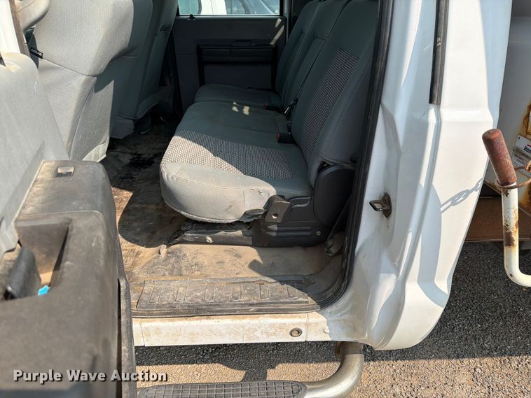 image for item EX4070 2016 Ford F550 Super Duty dump truck