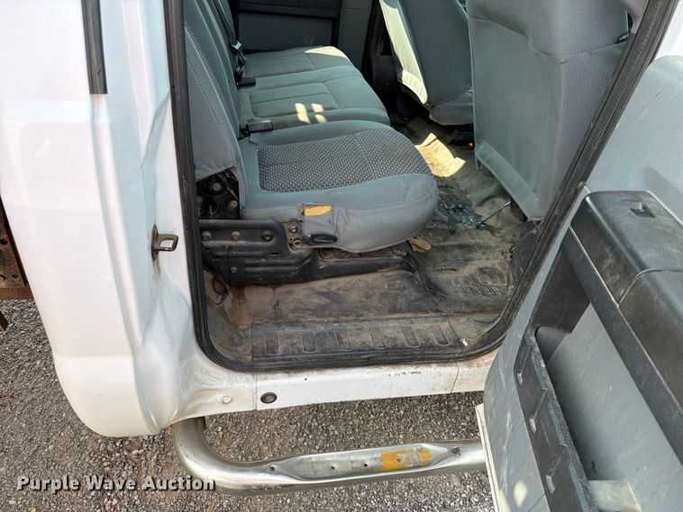 image for item EX4070 2016 Ford F550 Super Duty dump truck