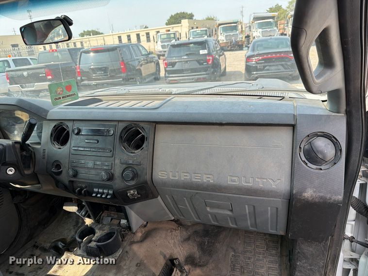 image for item EX4070 2016 Ford F550 Super Duty dump truck
