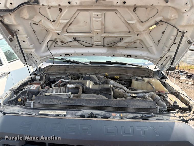image for item EX4070 2016 Ford F550 Super Duty dump truck