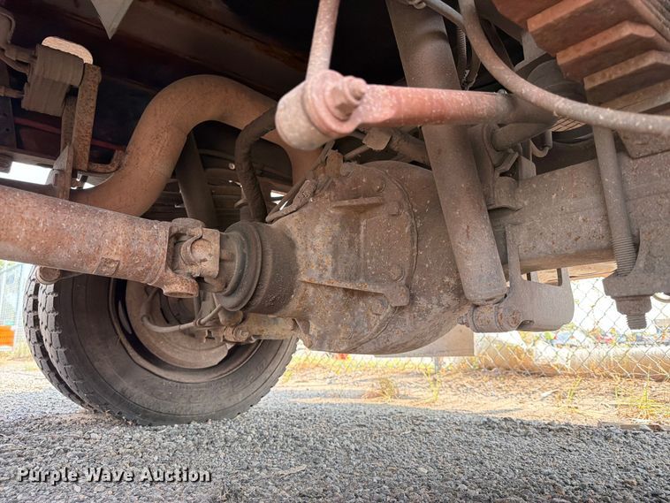 image for item EX4070 2016 Ford F550 Super Duty dump truck