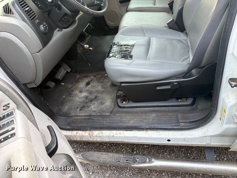 image for item EX4071 2011 Chevrolet Silverado 1500 Crew Cab pickup truck