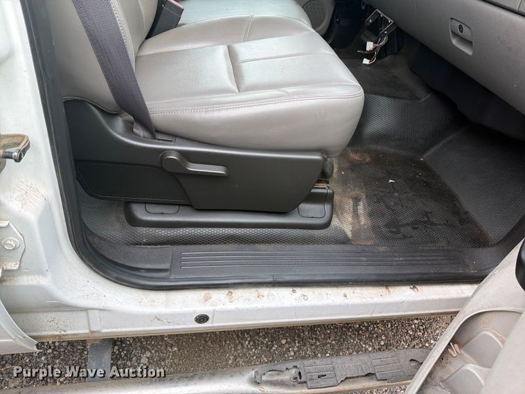 image for item EX4071 2011 Chevrolet Silverado 1500 Crew Cab pickup truck