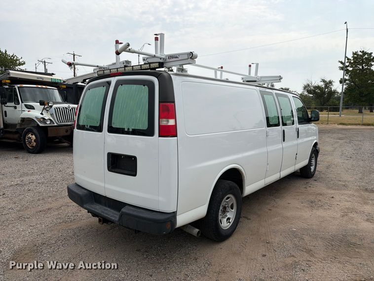 image for item EX4073 2015 Chevrolet Express 2500 van