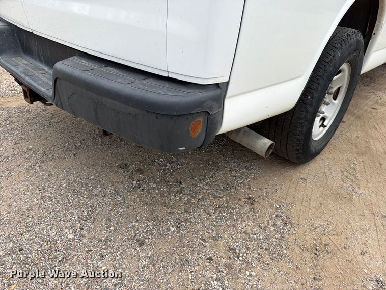 image for item EX4073 2015 Chevrolet Express 2500 van