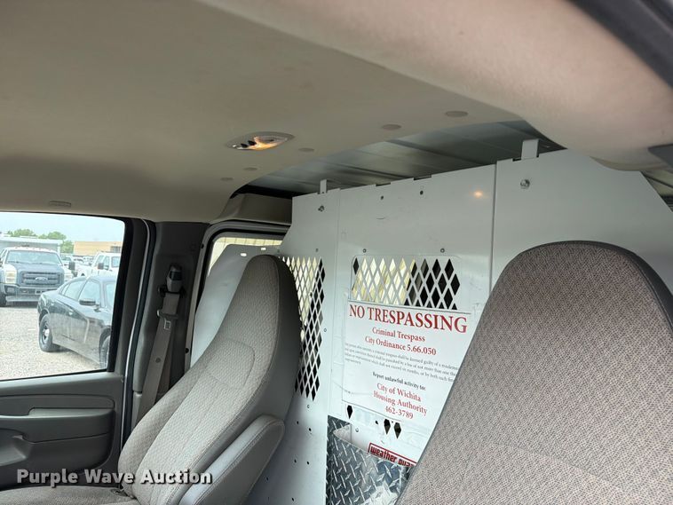 image for item EX4073 2015 Chevrolet Express 2500 van