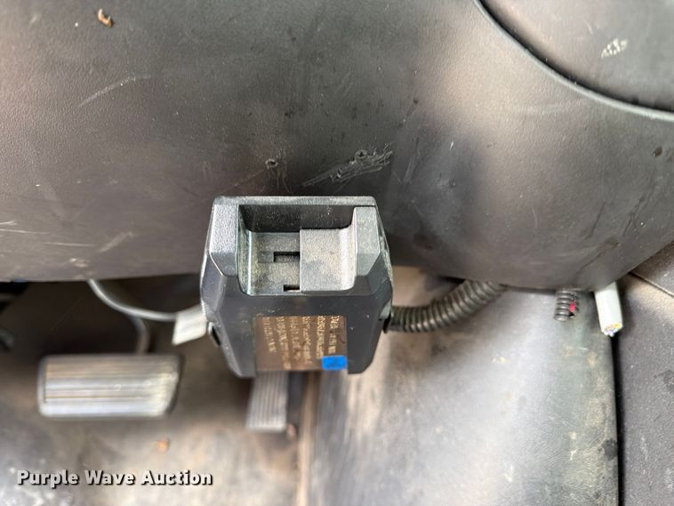 image for item EX4073 2015 Chevrolet Express 2500 van