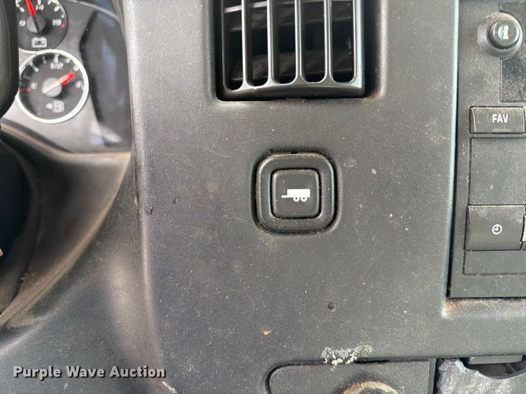 image for item EX4073 2015 Chevrolet Express 2500 van