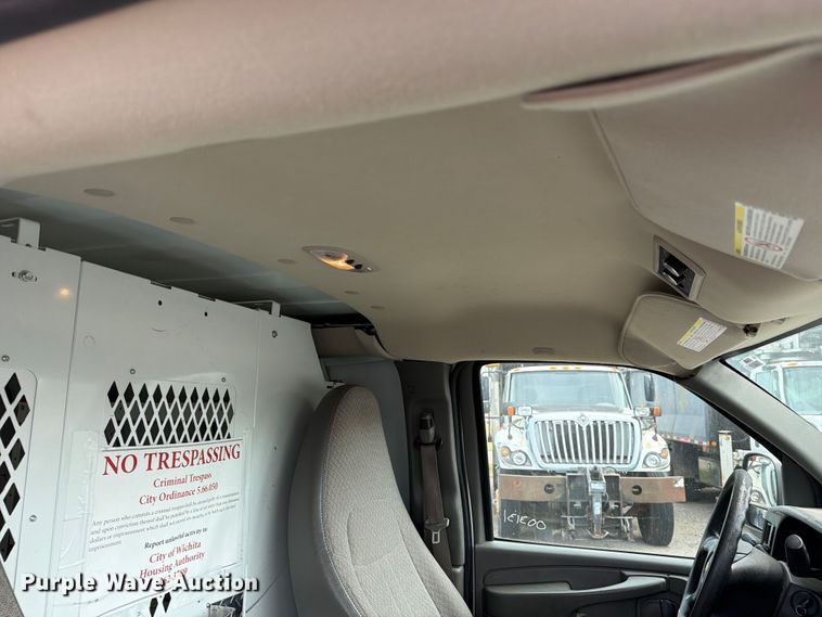 image for item EX4073 2015 Chevrolet Express 2500 van