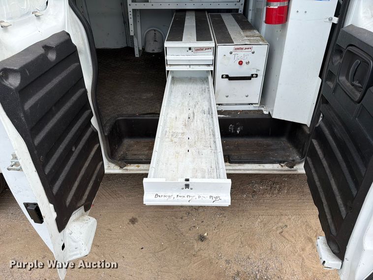 image for item EX4073 2015 Chevrolet Express 2500 van