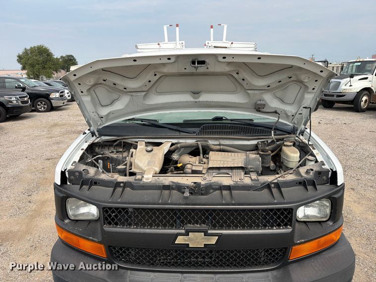 image for item EX4073 2015 Chevrolet Express 2500 van