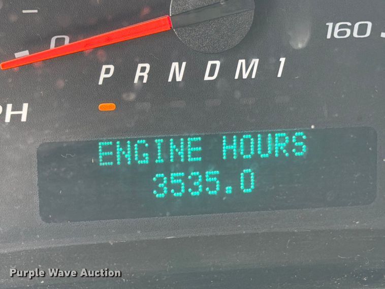 image for item EX4073 2015 Chevrolet Express 2500 van