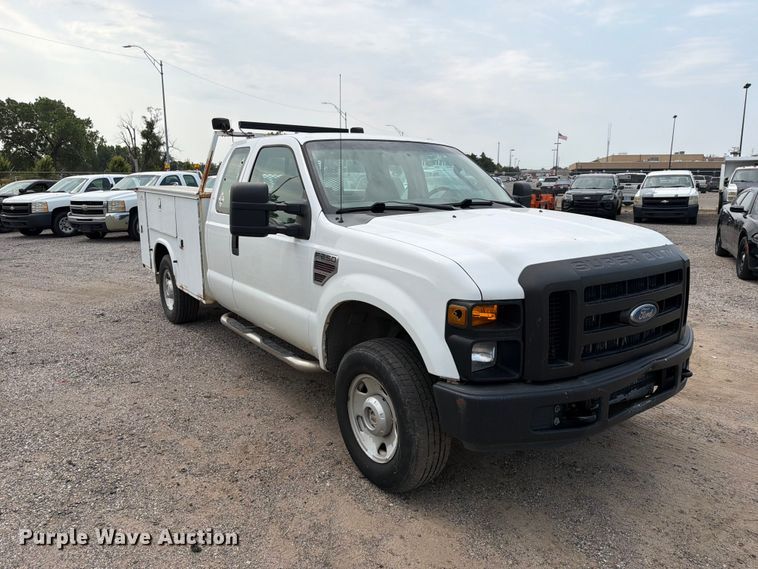 image for item EX4074 2008 Ford F250 Super Duty Ext. Cab utility bed pickup truck