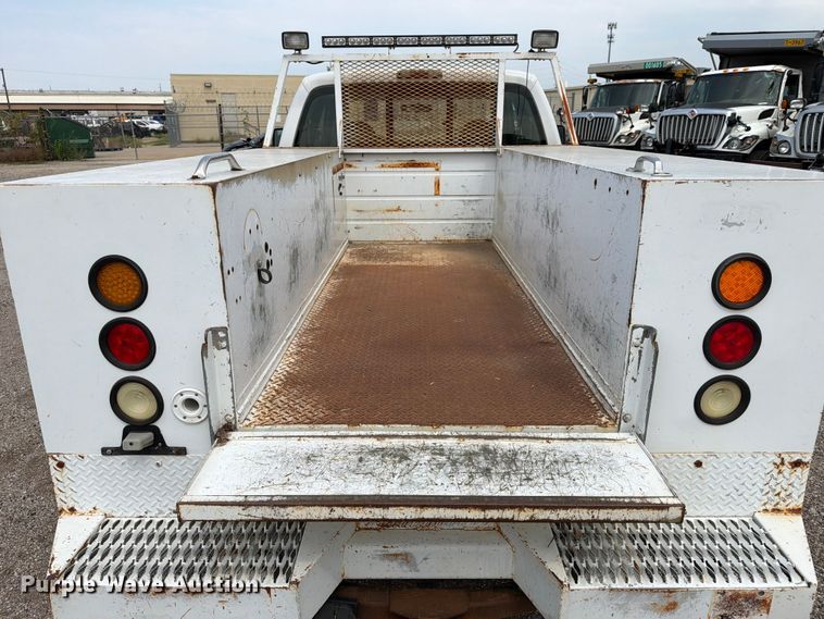 image for item EX4074 2008 Ford F250 Super Duty Ext. Cab utility bed pickup truck