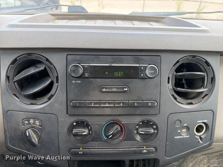 image for item EX4074 2008 Ford F250 Super Duty Ext. Cab utility bed pickup truck