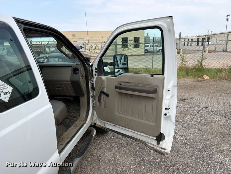 image for item EX4074 2008 Ford F250 Super Duty Ext. Cab utility bed pickup truck
