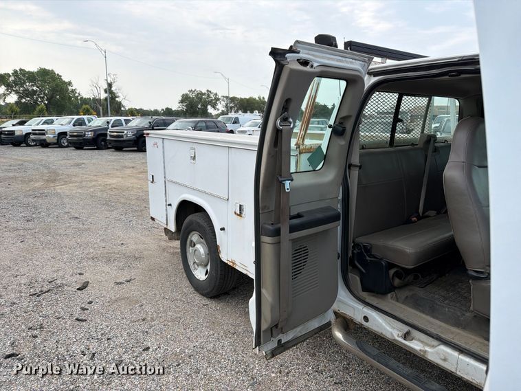 image for item EX4074 2008 Ford F250 Super Duty Ext. Cab utility bed pickup truck