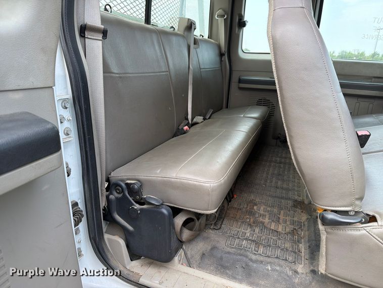 image for item EX4074 2008 Ford F250 Super Duty Ext. Cab utility bed pickup truck