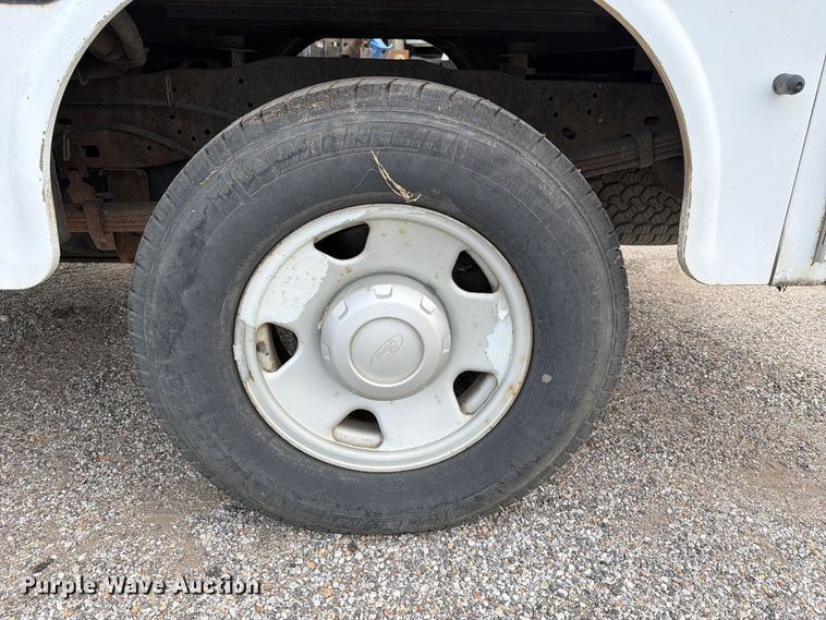 image for item EX4074 2008 Ford F250 Super Duty Ext. Cab utility bed pickup truck