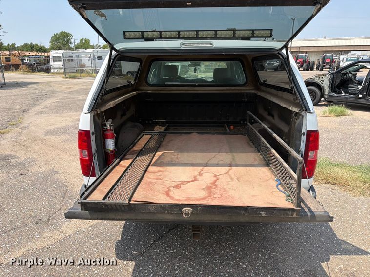image for item EX4075 2011 Chevrolet Silverado 1500 Crew Cab pickup truck