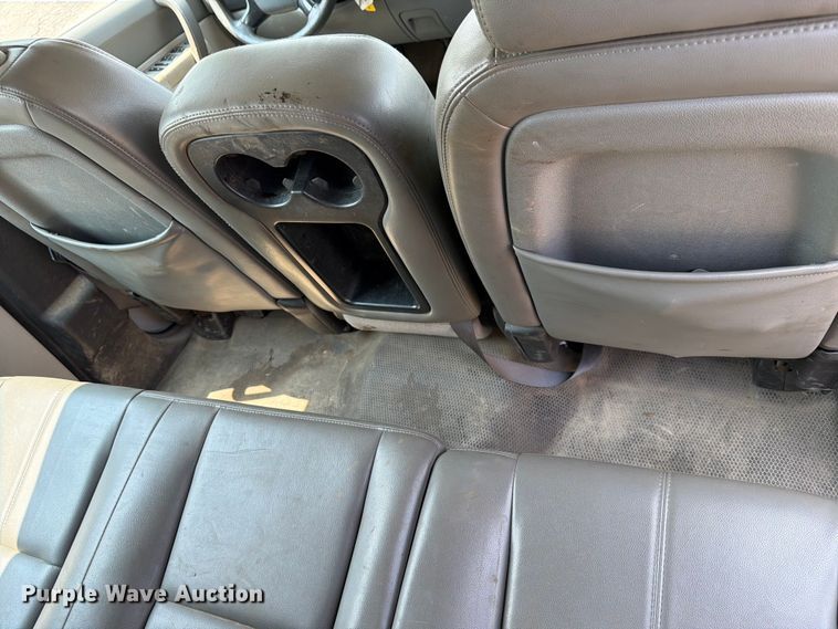 image for item EX4075 2011 Chevrolet Silverado 1500 Crew Cab pickup truck
