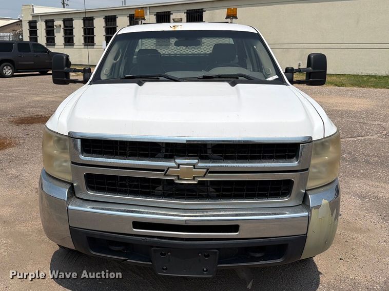image for item EX4076 2010 Chevrolet Silverado 2500HD Ext. Cab utility bed pickup truck