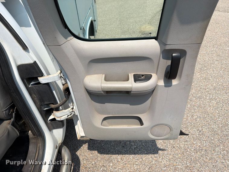 image for item EX4076 2010 Chevrolet Silverado 2500HD Ext. Cab utility bed pickup truck