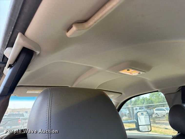 image for item EX4076 2010 Chevrolet Silverado 2500HD Ext. Cab utility bed pickup truck