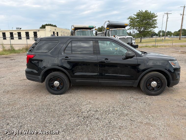 image for item EX4079 2018 Ford Explorer Police SUV