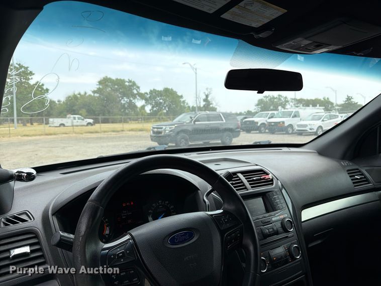 image for item EX4079 2018 Ford Explorer Police SUV