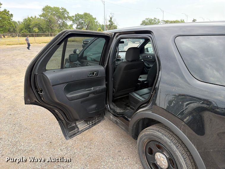 image for item EX4079 2018 Ford Explorer Police SUV