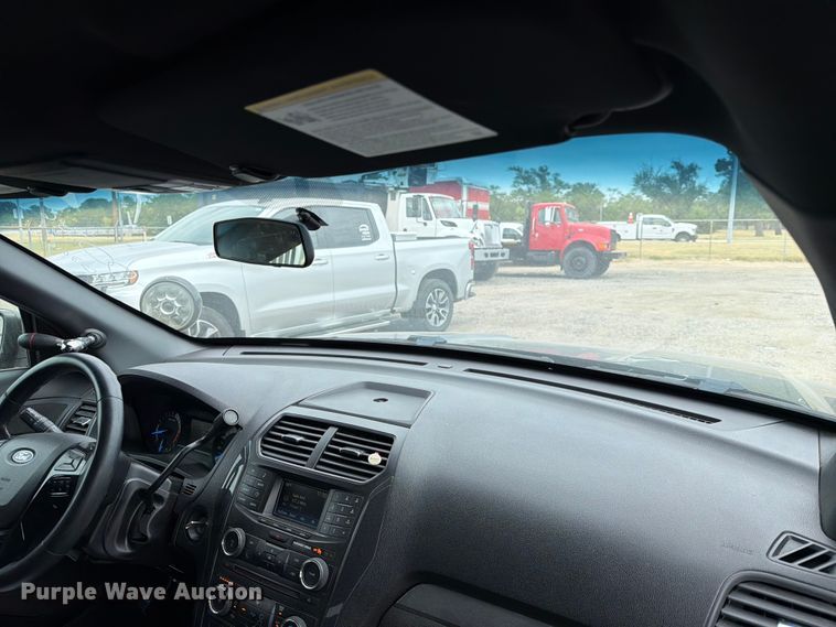 image for item EX4079 2018 Ford Explorer Police SUV