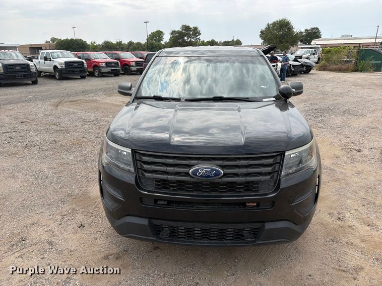 image for item EX4081 2019 Ford Explorer Police SUV