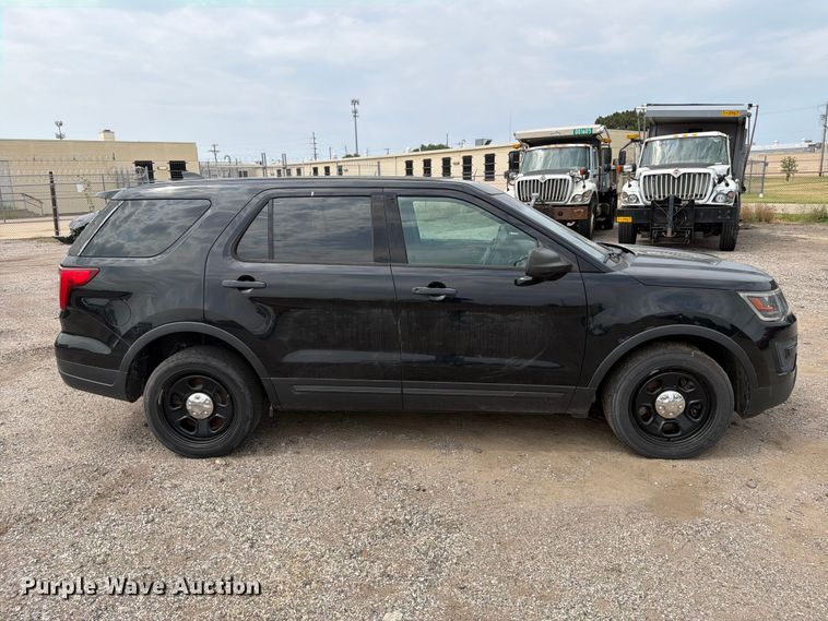 image for item EX4081 2019 Ford Explorer Police SUV
