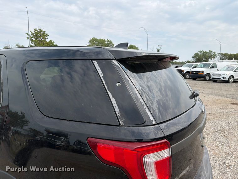image for item EX4081 2019 Ford Explorer Police SUV