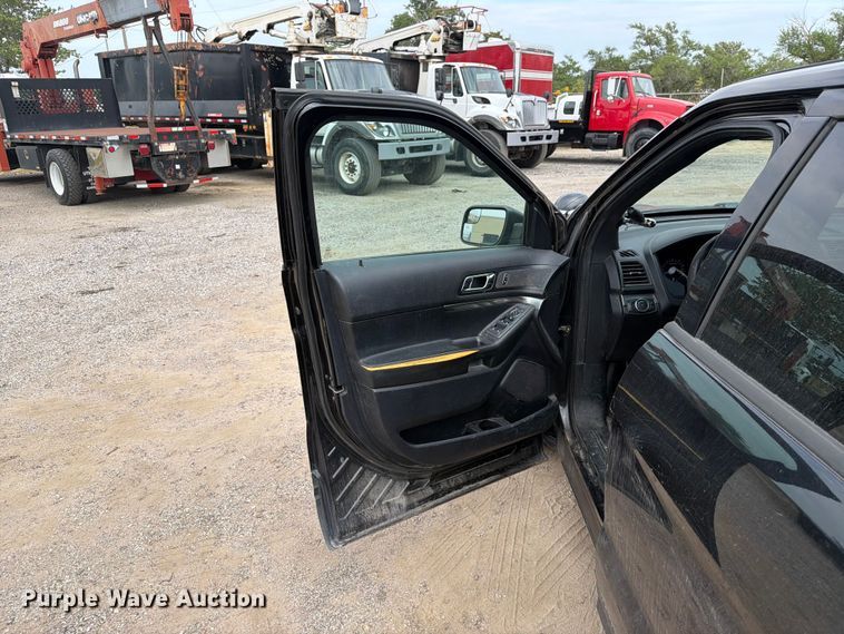 image for item EX4081 2019 Ford Explorer Police SUV
