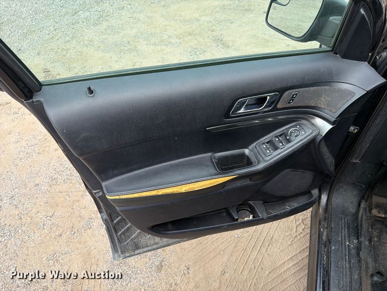 image for item EX4081 2019 Ford Explorer Police SUV